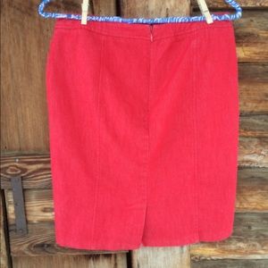 Dressbarn red stretch pencil skirt- size 4